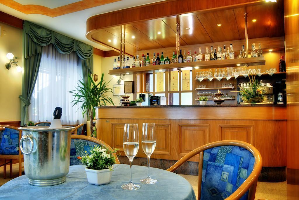 Albergo Miramonti 랍비 외부 사진