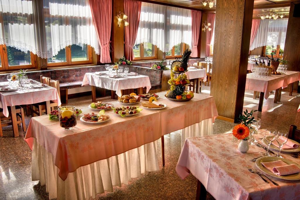Albergo Miramonti 랍비 외부 사진