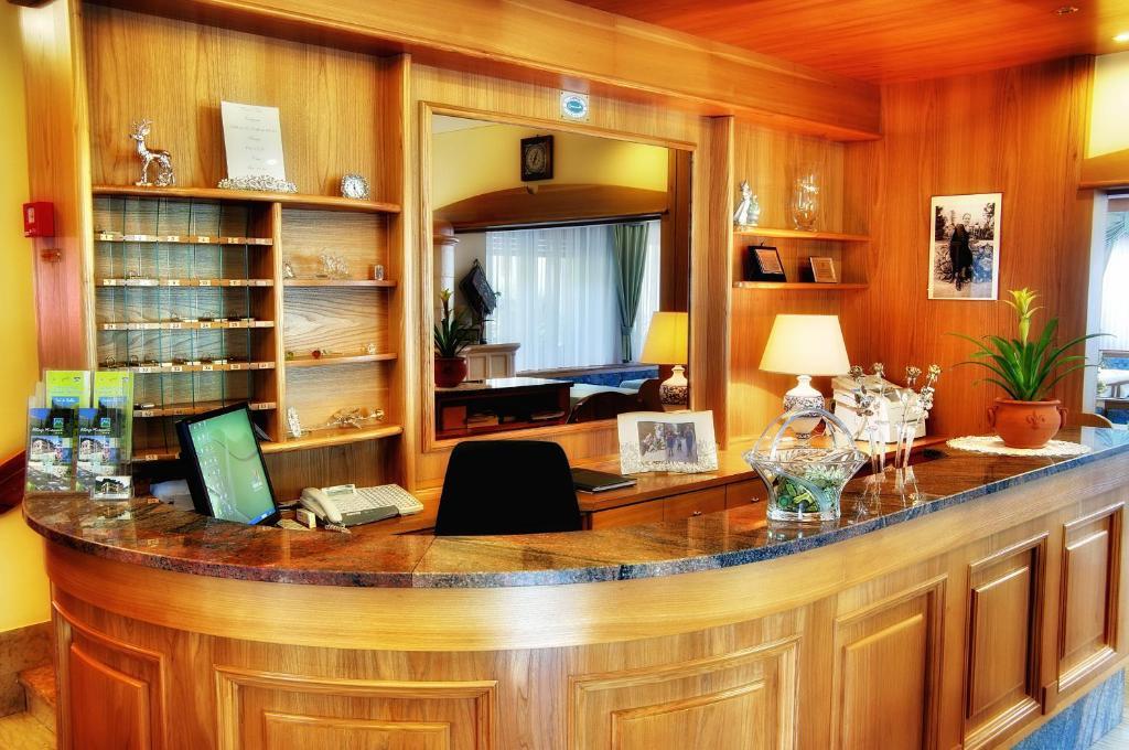 Albergo Miramonti 랍비 외부 사진