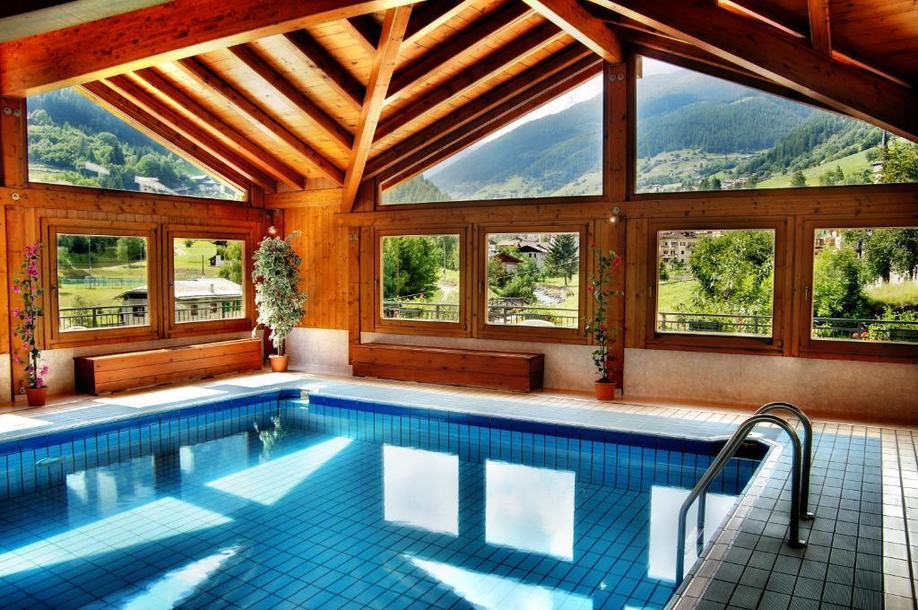 Albergo Miramonti 랍비 외부 사진