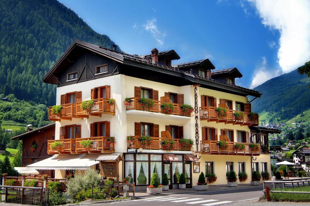 Albergo Miramonti 랍비 외부 사진